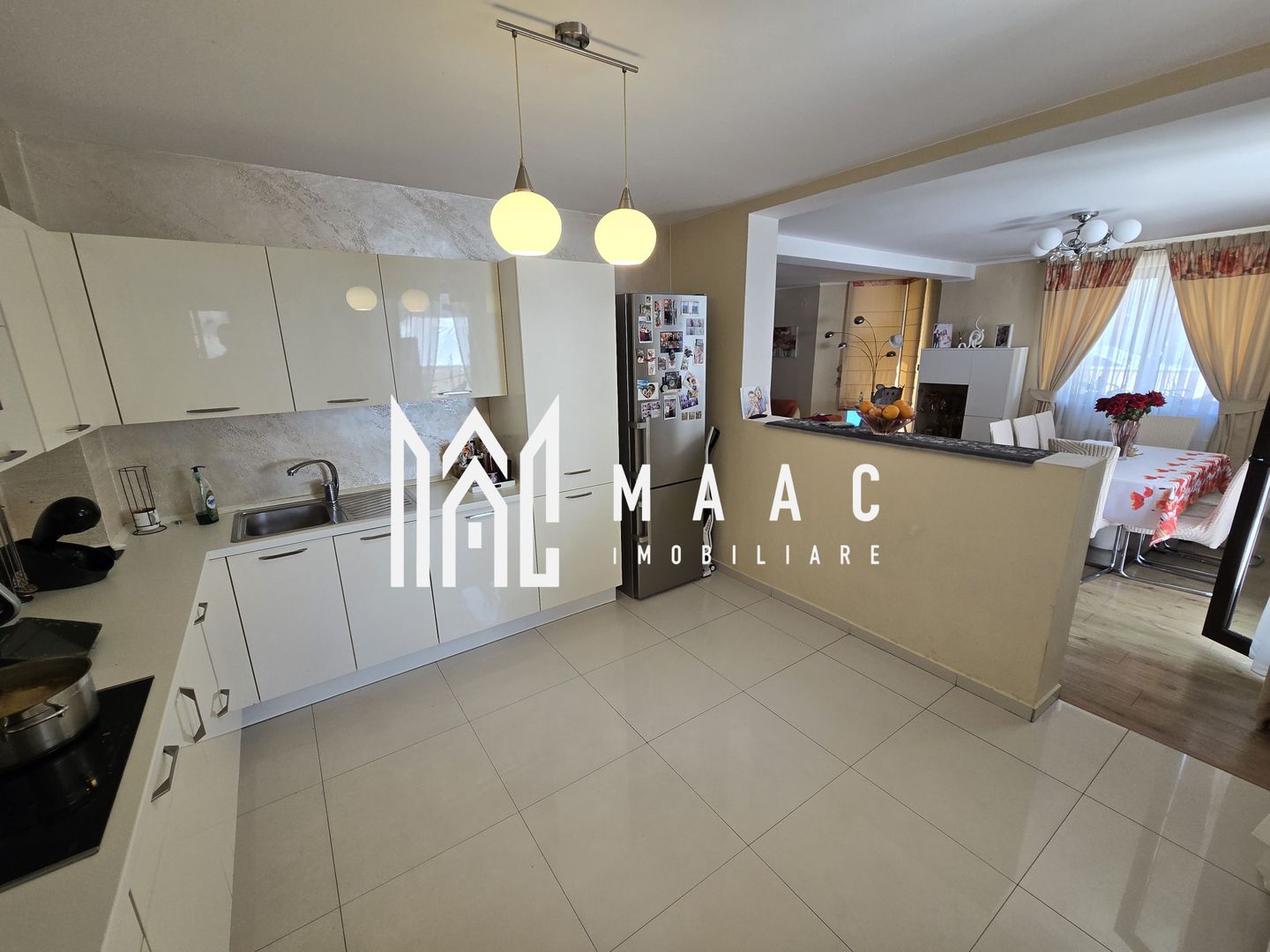 Vila 5 camere moderna 300 mp teren Zona Tineretului - Poză 15