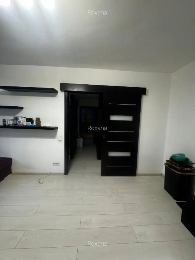 APARTAMENT 3 CAMERE METROU BASARAB - Poză 3