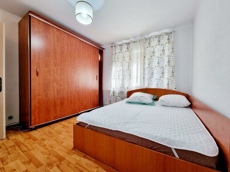 2 Cam Militari Gorjului Metrou Etaj 1Din4 Renovat - Poză 4