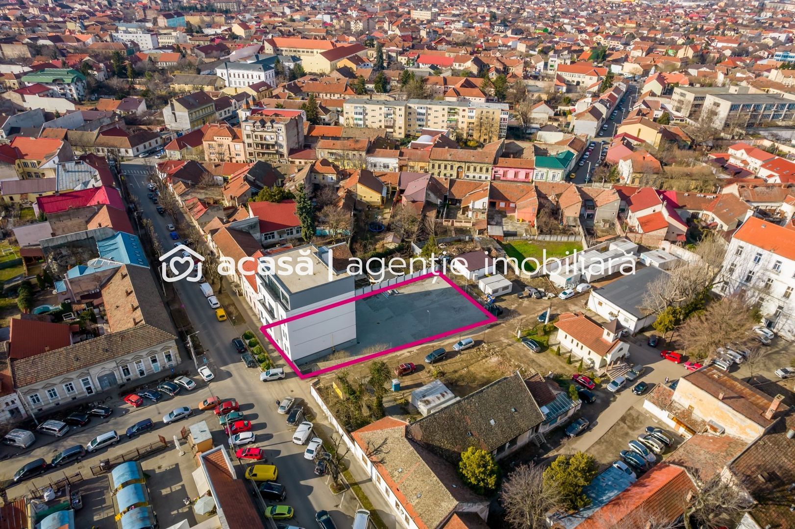 Clădire în zonă ultracentrală a Aradului - Poză 4