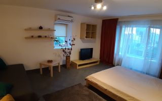 Garsonieră spațioasă 45 mp, renovată recent, AC, balcon, Splaiul Unirii - Poză 3