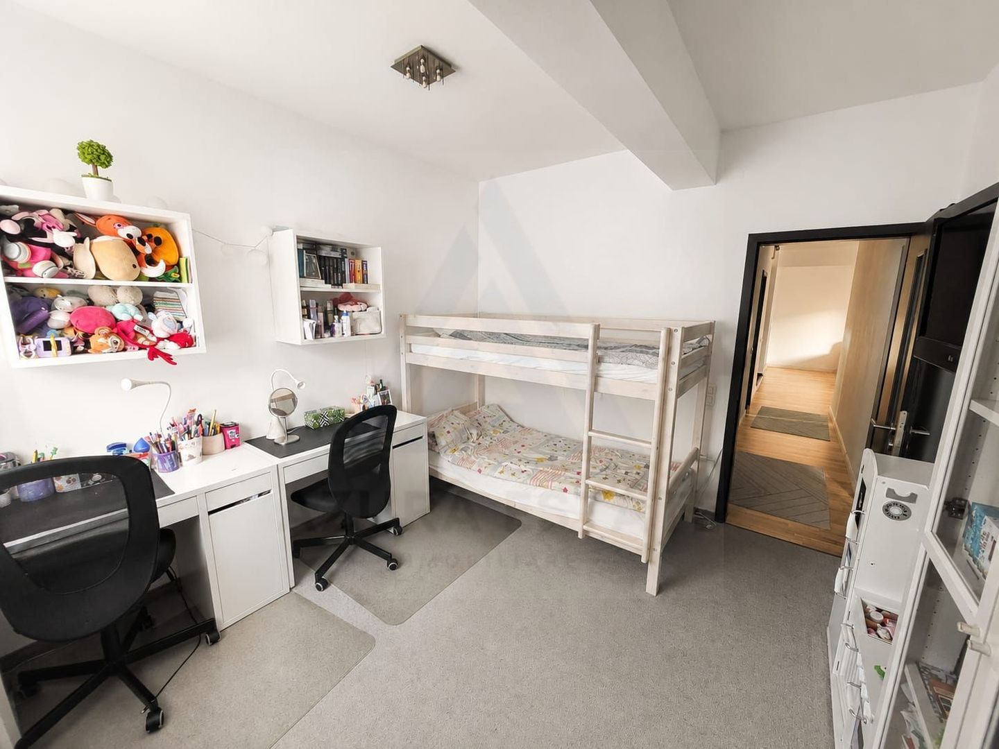 Apartament 3 camere etaj 2 78 mp utili balcon si parcare Turnisor - Poză 7