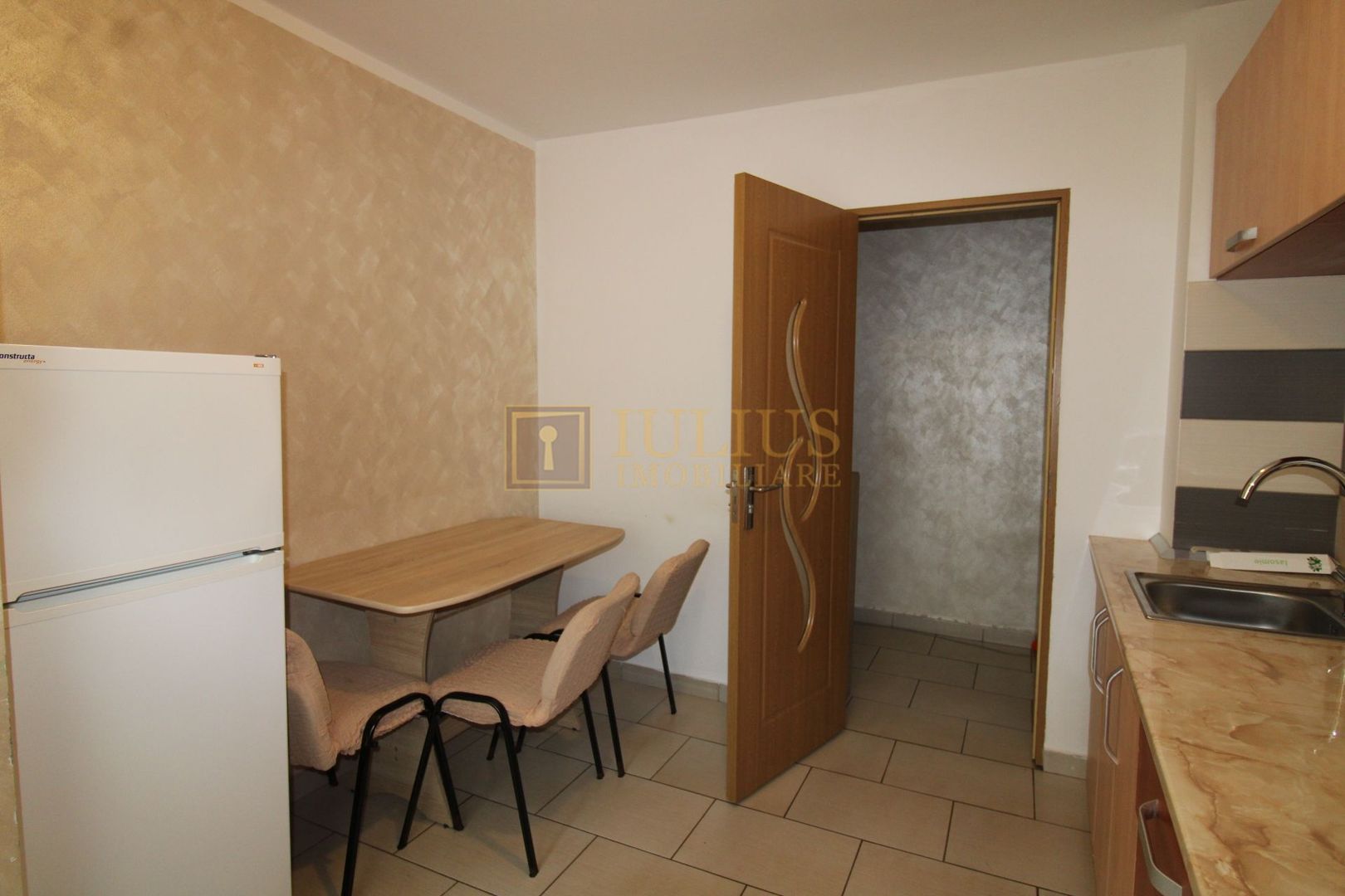 La 5 min de Județean, parter, centrală proprie - Poză 7