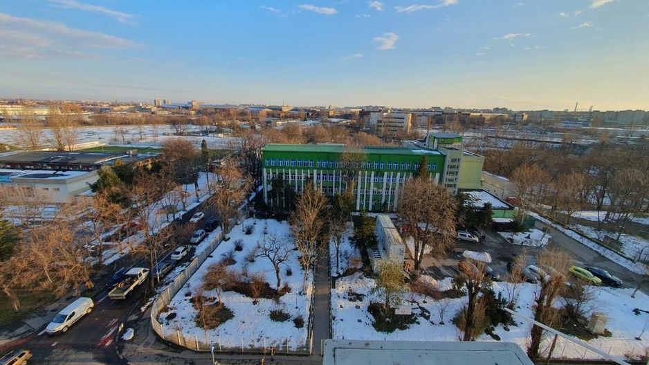 4 camere decomandat, 79,86 mp, 2 balcoane, bloc anvelopat, Vergului - Poză 14