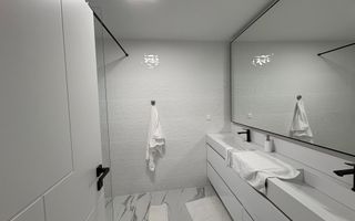 Casa tip duplex I 5 camere I Curte I Zona Calea Poplacii - Poză 8