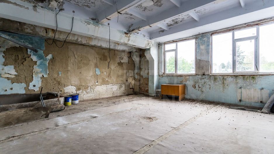 Vânzare complex industrial / depozit în ZEL Ungheni - Poză 29