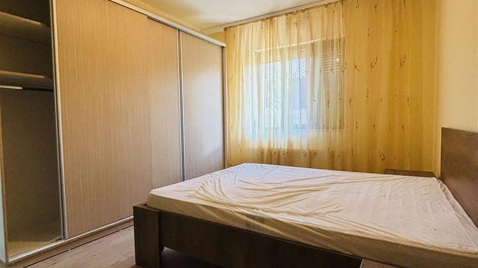 Casa de vanzare la cheie plan Parter Nojorid - Poză 19