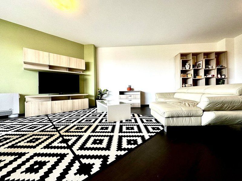 Apartament generos, în clădire premium - Zona Elisabetin - Poză 3