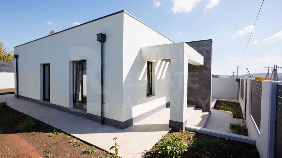 Vânzare, Casă Hi-Tech, 4 camere, str. Ion Suruceanu, Ialoveni - Poză 11
