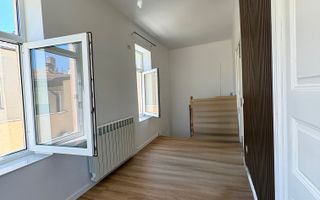 Casă renovată 2026, curte și 4 locuri de parcare, Casa de Cultura - Poză 7