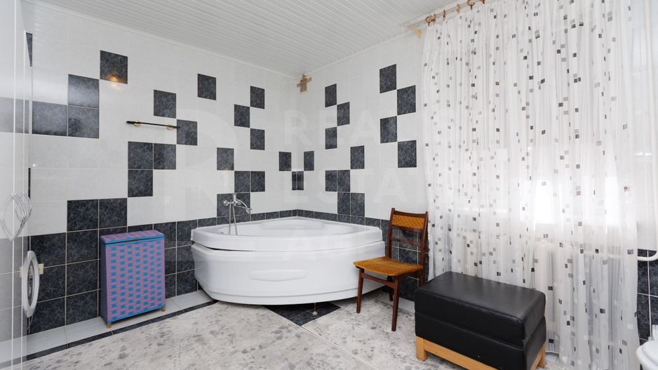 Vânzare, casă, 6 camere, str. Pomicultorilor, Codru - Poză 11