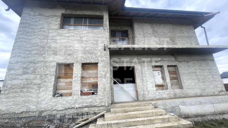 Casă P+E de vânzare Miroslava, Iași – 4 dormitoare, teren 458 mp - Poză 3