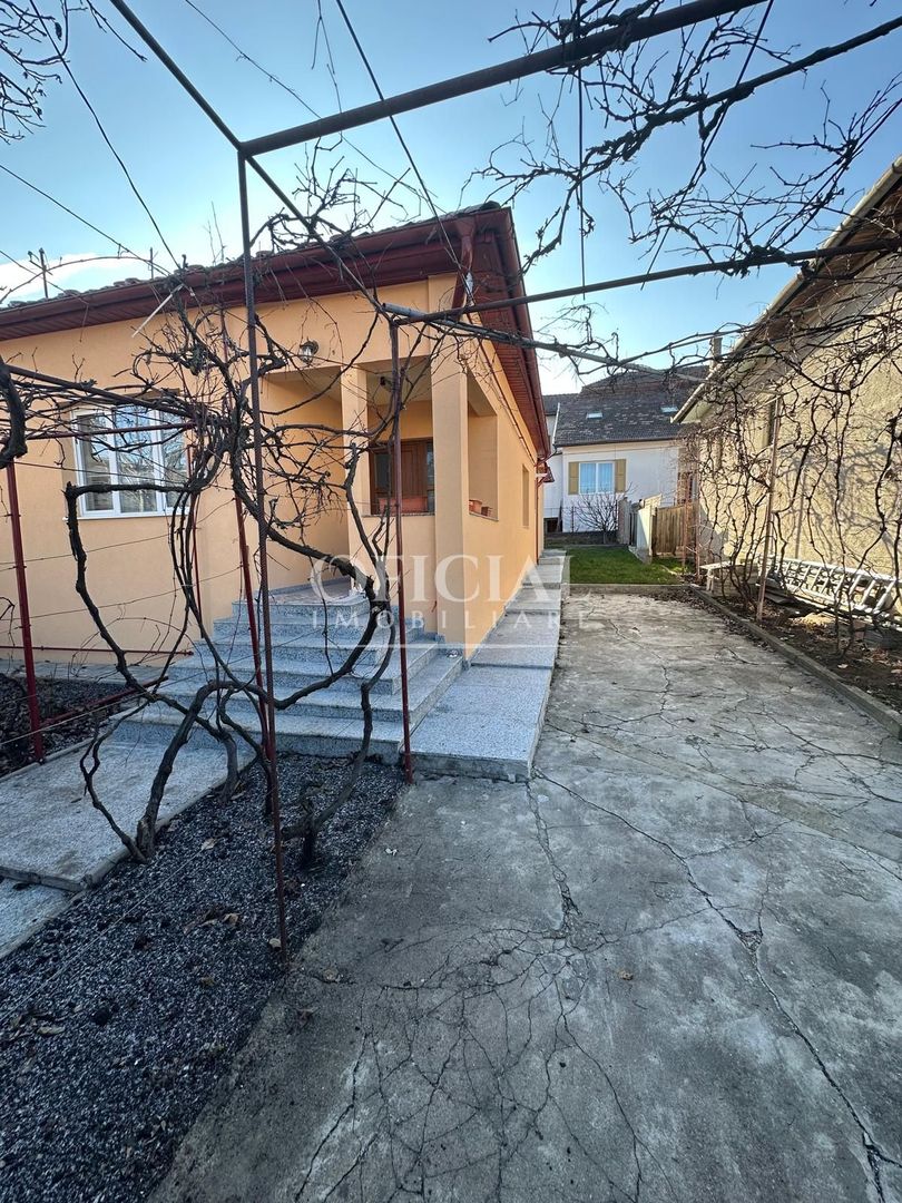 Casa individuala | 2 Parcari | Curte | Zona Andrei Muresanu - Poză 11