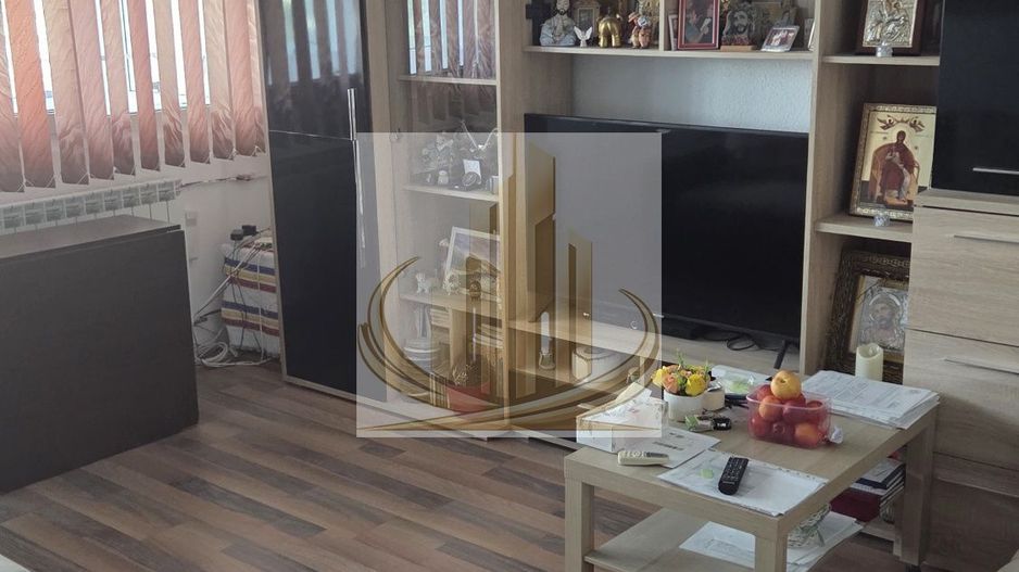 Vand Apartament două camere confort unu - Poză 1