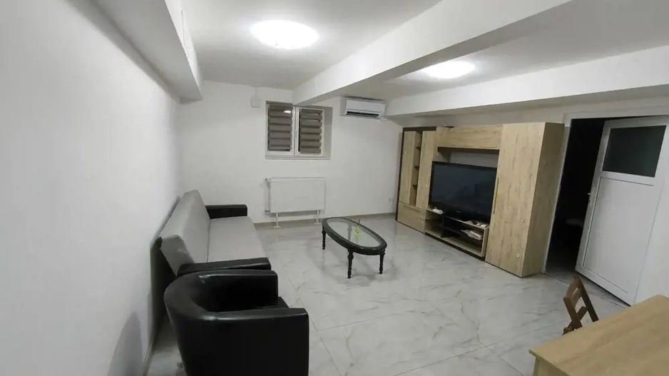 Apartament complet renovat I Curte interioară I Ultracentrsl - Poză 3
