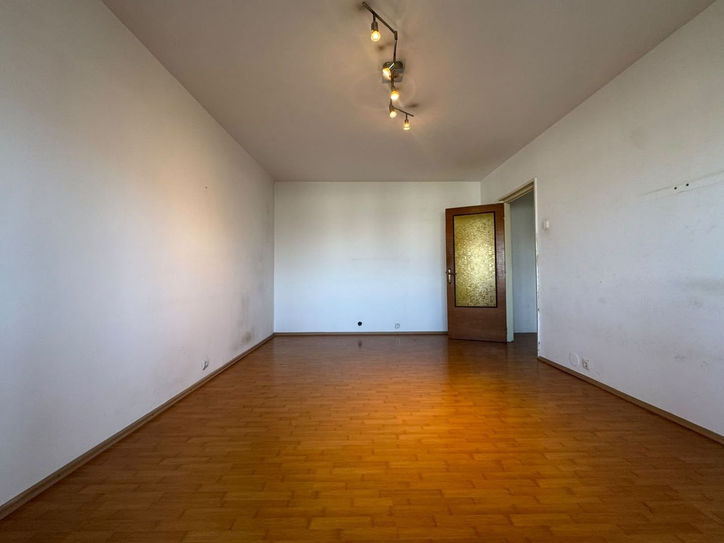 2 camere| DECOMANDAT| AVIATIEI - Poză 2