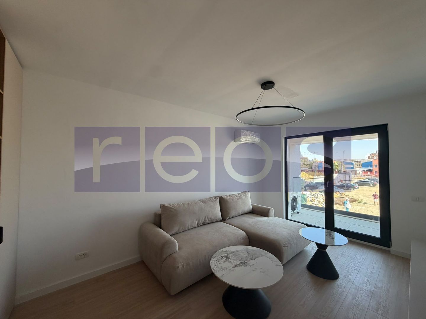 VANZARE APARTAMENT LA CHEIE-MOBILAT | 2 CAMERE | 55MP | TERASA-PARCARE - Poză 1