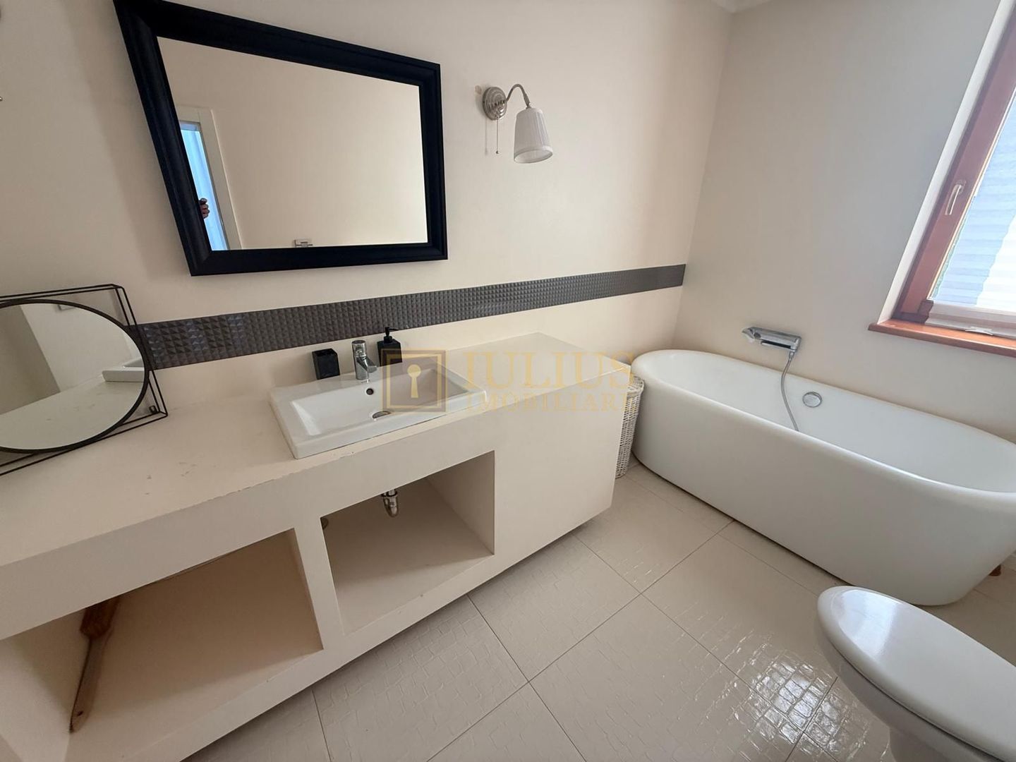 Triplex-Dumbravita, 3 camere, 2 dormitoare, 1 dressing room, 2 bai, 136mp - Poză 26