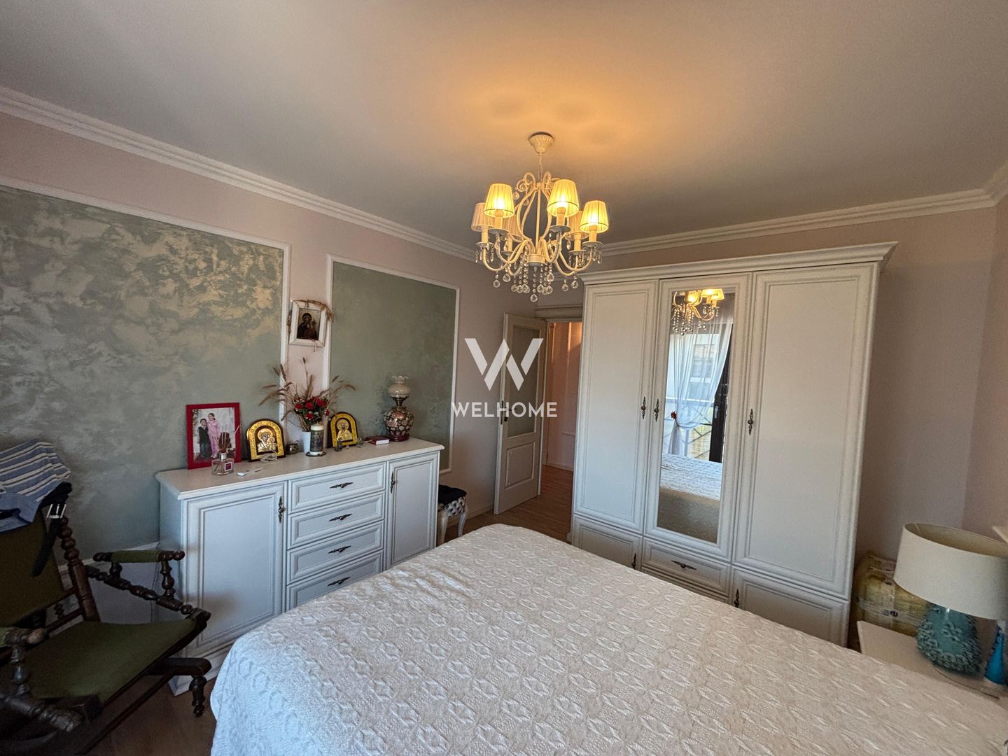 Casă amenajată de designer, garaj și pod locuibil - Șelimbăr - Poză 9