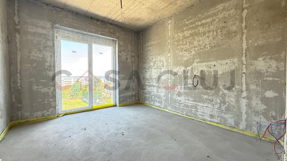 View panoramic , 3 camere +birou/dressing , parcare, Europa - Poză 4