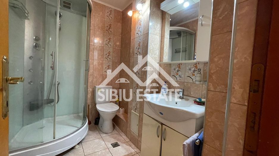 Apartament de vanzare cu 2 camere etaj 3 -Cartier Vasile Aaron - Poză 8
