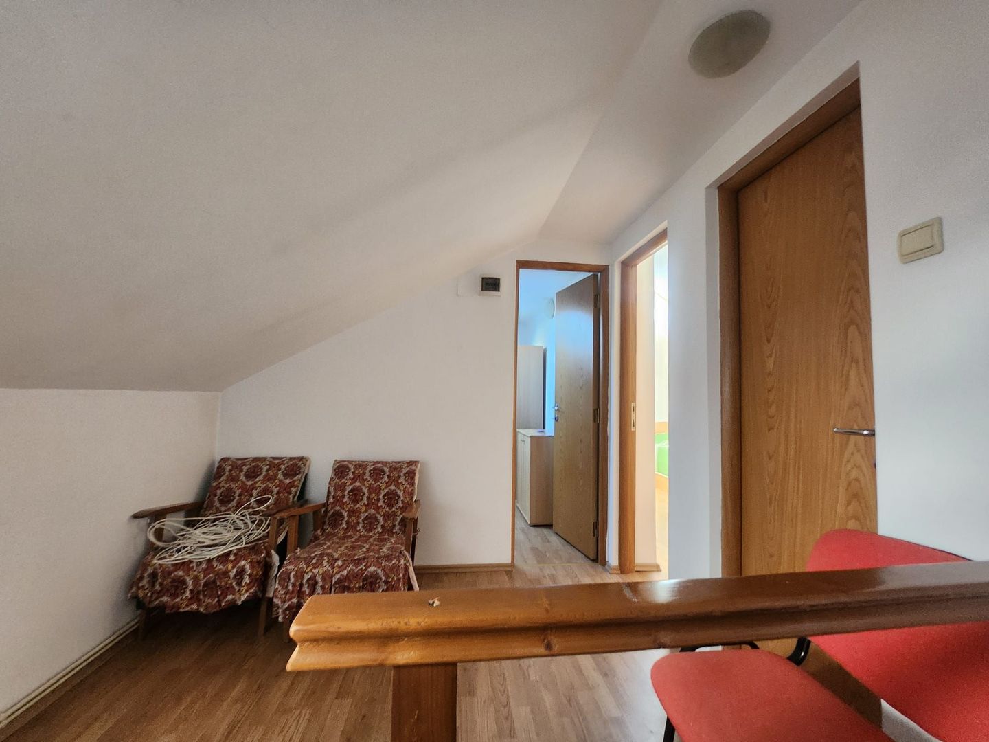 Apartament de vanzare Gh. Doja pe 3 nivele - Pitesti - Poză 16