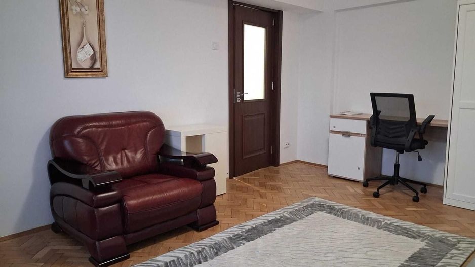 GARSONIERA- P-TA UNIRII, BUCATARIE INCHISA, METROU 5 MINUTE, MODERN - Poză 6