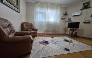 De vanzare-Vila spatioasa cu gradina si foisor-oaza de liniste - Poză 9