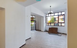 Casa individuala la 6 minute de Piata Unirii - Poză 3