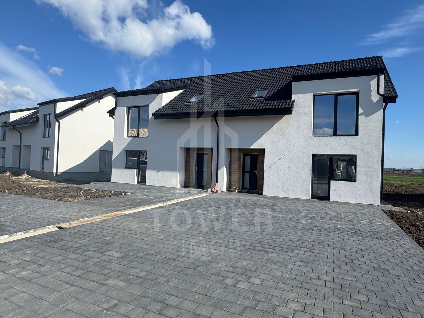 De vânzare case independente energetic într-un cartier liniștit - Poză 12