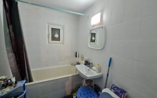 Apartament 3 Camere, Decomandat 67 mp, Etaj 3, Zona Tolstoi - Poză 9