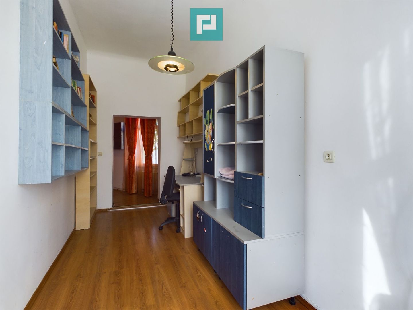 Clădire cu două apartamente zonă centrală - Poză 15