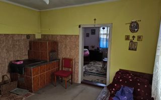 CASA DE VANZARE + ANEXE 2500 MP / PUTNA - Poză 2