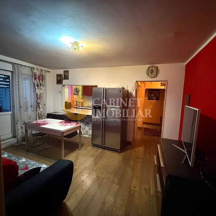 4 Camere Semidecomandat - Mobilat/Utilat  - Etaj 2 - Zona Mircea Cel Bătrân - Poză 2