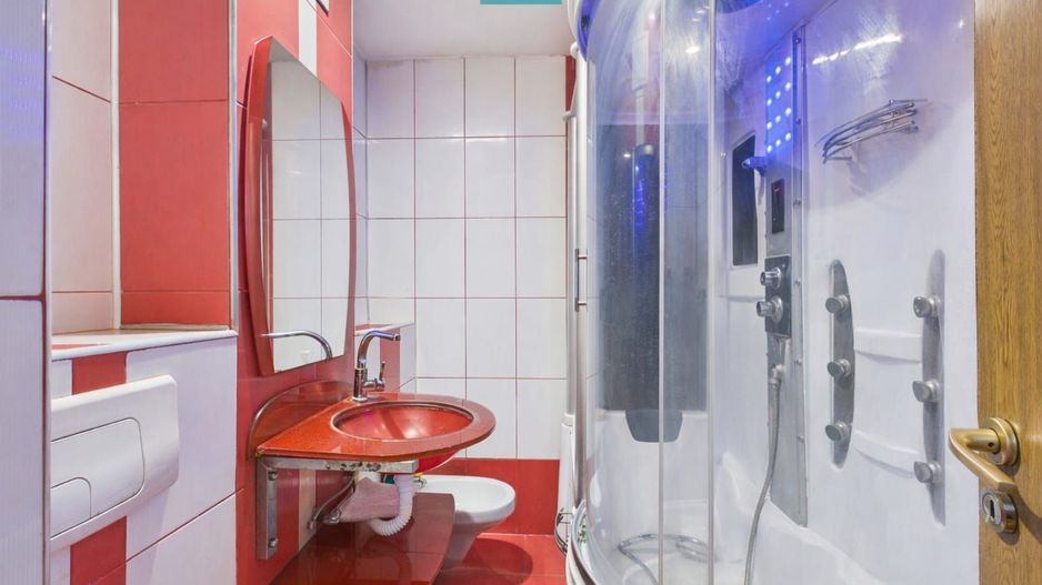 Apartament cu 3 camere, zona Soarelui - Poză 8
