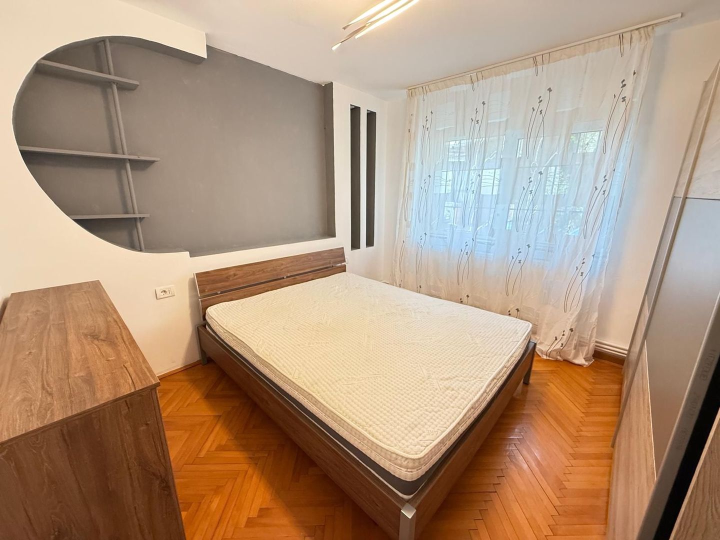 Apartament 2 camere Lacul Tei Teiul Doamnei - Poză 8