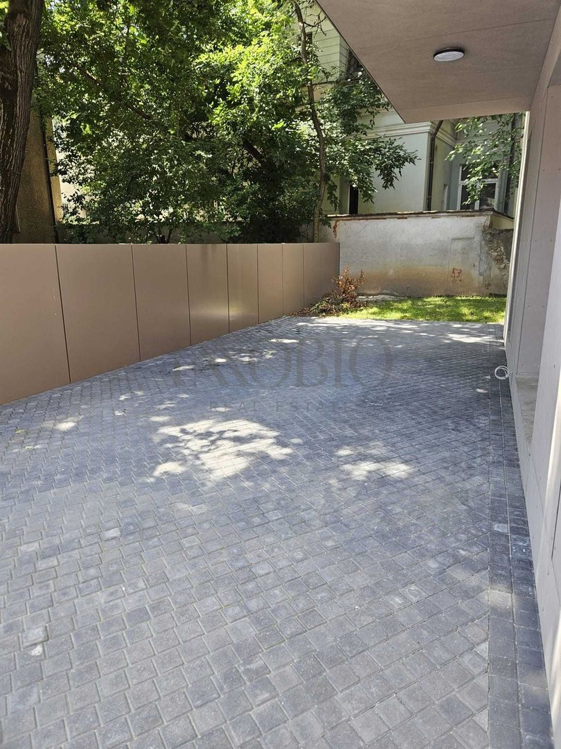 Spatiu comercial | 2 locuri de parcare | Prima inchiriere | Victoriei - Poză 7
