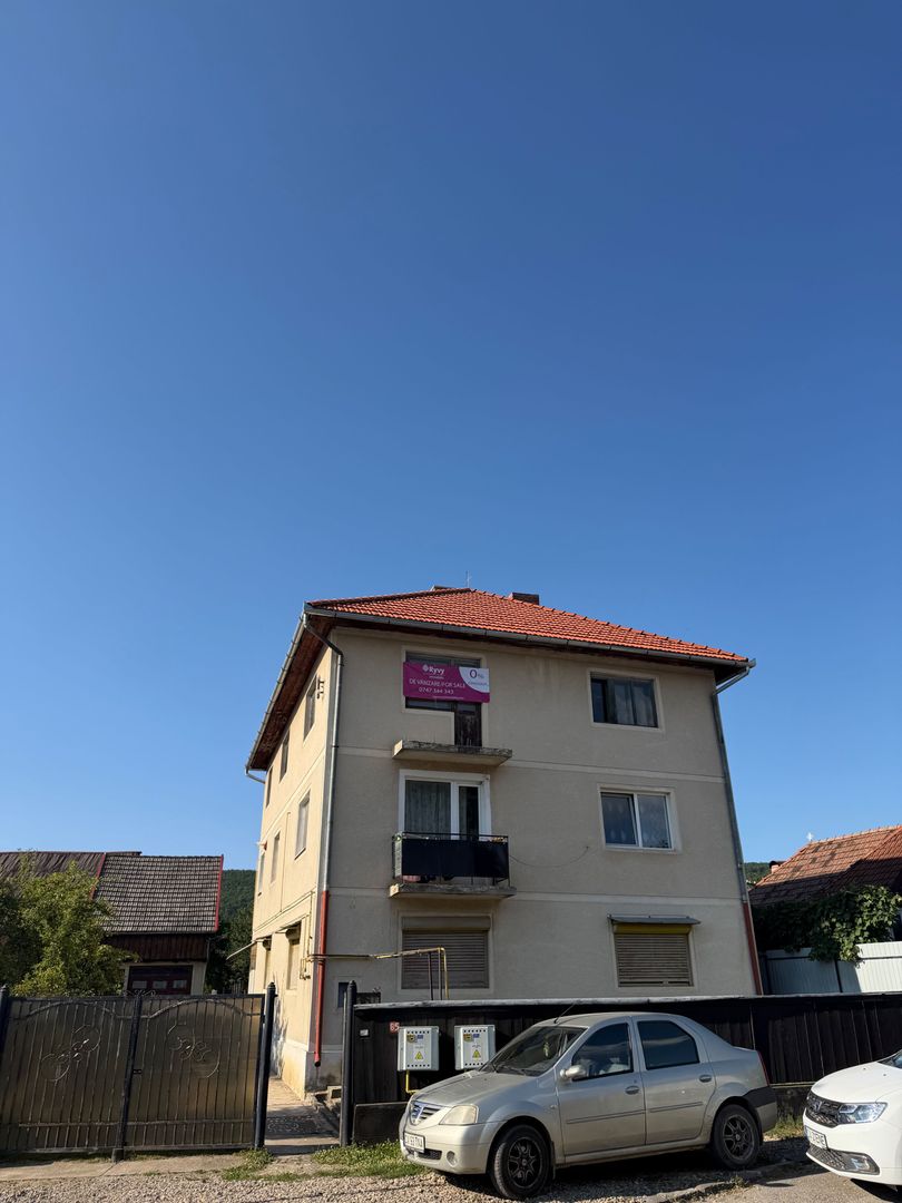 Apartament spațios  la casa- preț atractiv/COVASNA - Poză 16