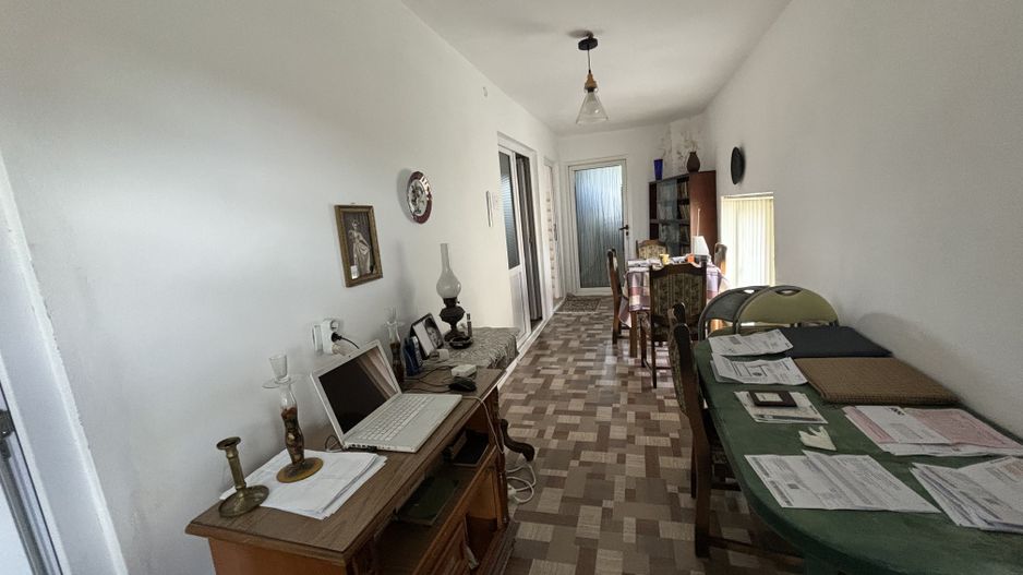 Casa cu 2 apartamente zona Mehala - Poză 4