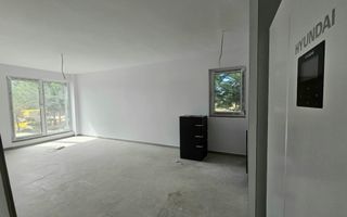Apartament 3 camere, 2 bai clasa A - Poză 3