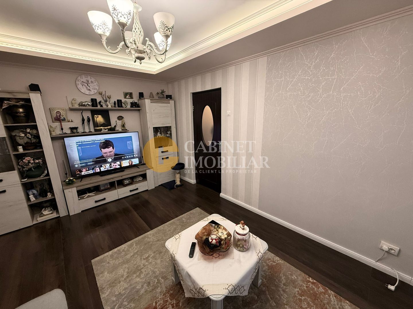 3 Camere - Etaj Intermediar  -  72mp- Zona Mircea Cel Bătrân - Poză 2