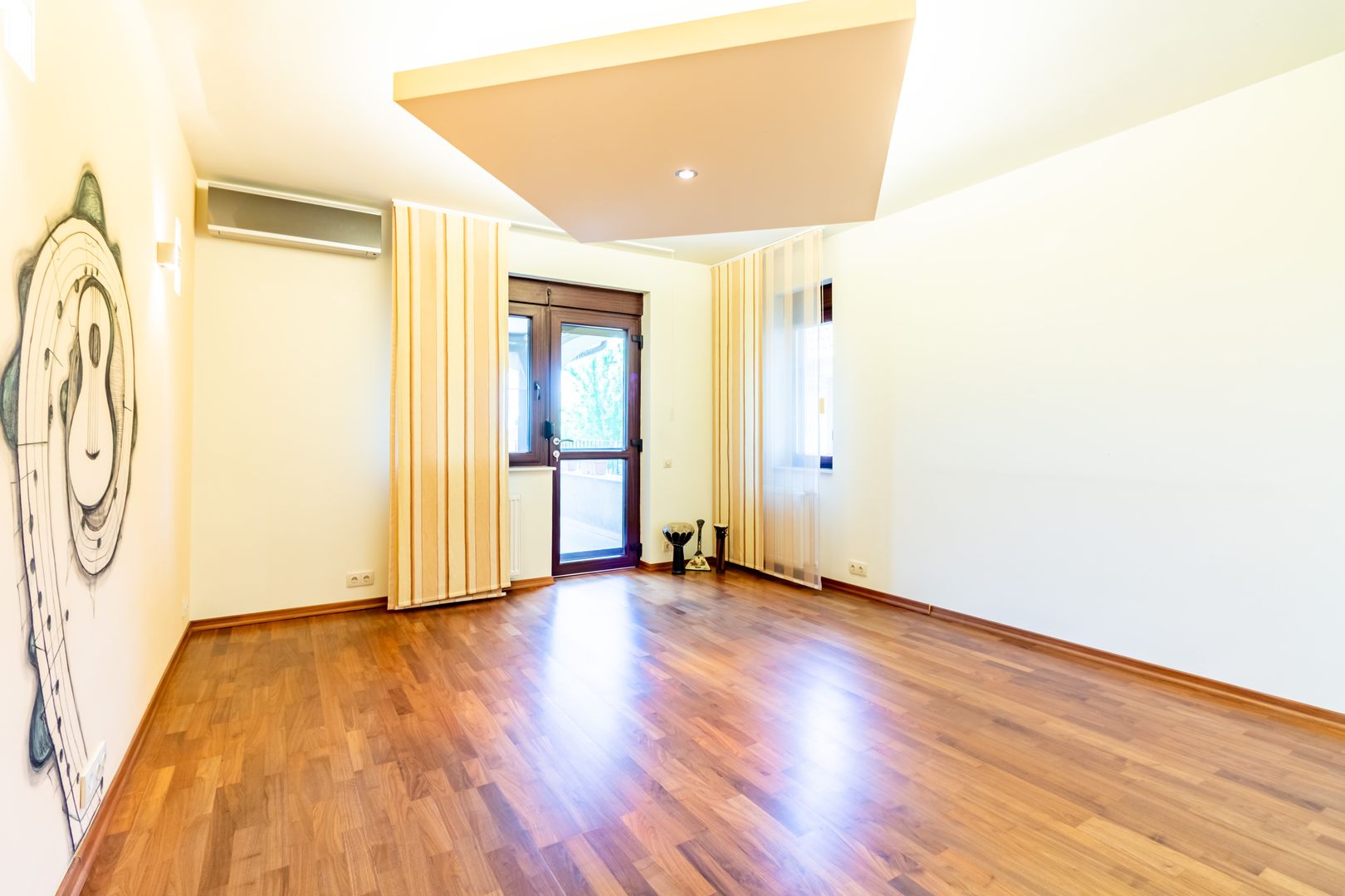 Vila premium de vanzare Balotesti/ piscina/ ponton/ deschidere la lac - Poză 34