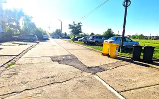 Vand apartament 2 camere,zona linistita cu mult spatiu verde ,0 Comision - Poză 18