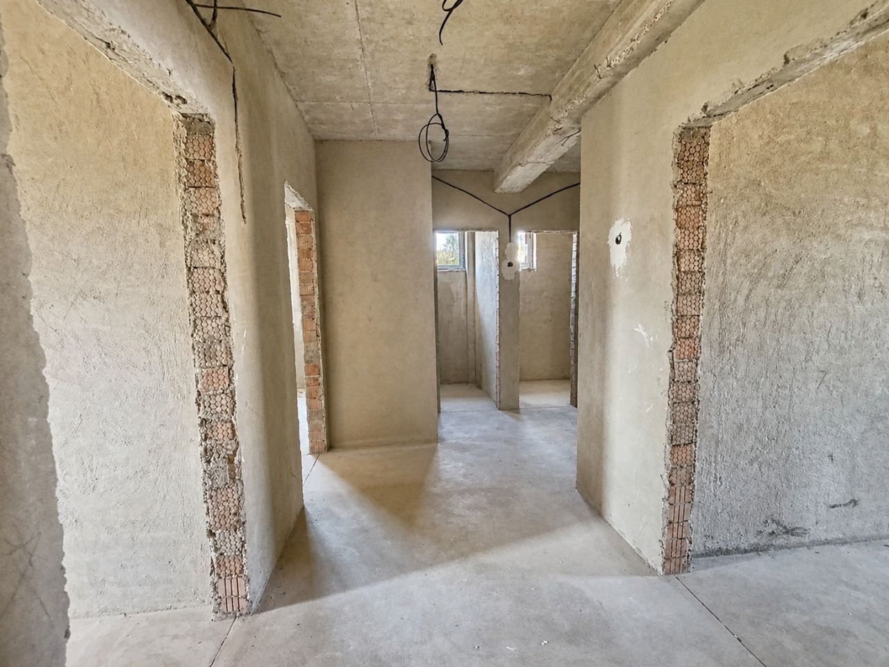 Casă în Doroțcaia – 140 m² | 13,71 ari | 6 camere + living - Poză 47