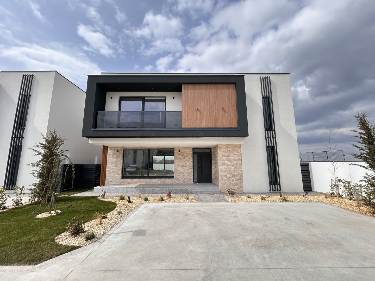 North Villas Pipera | Vila Individuala Finalizata | Pompa Caldura - Poză 1