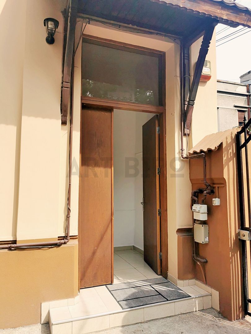 Zero comision, vila renovata 120mp Unirii birou sau clinica, 9' metrou - Poză 6