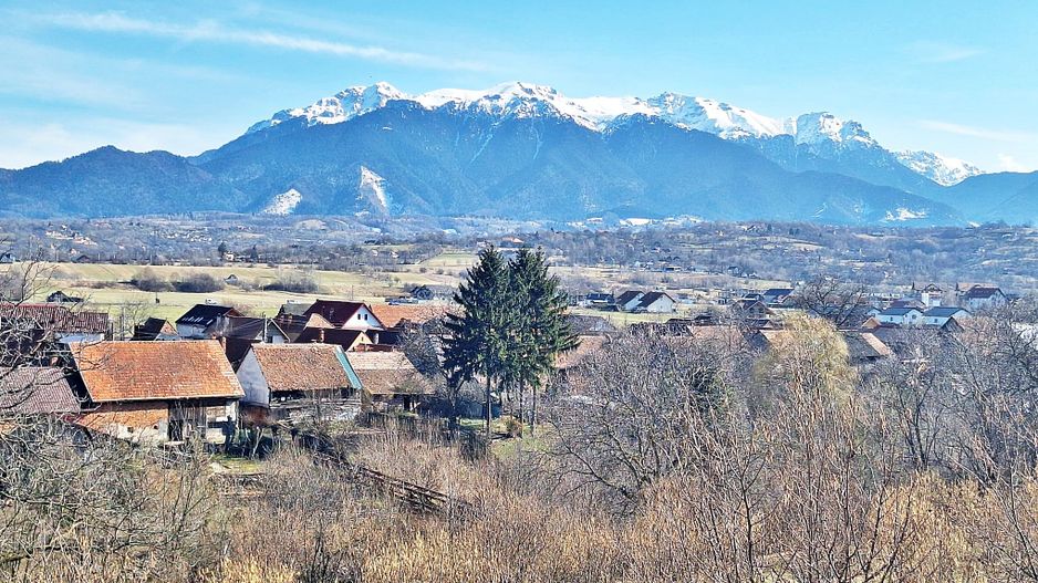 Comision 0%! Teren superb de 17000mp la 5 min de Castelul Bran, 13 euro/mp - Poză 1