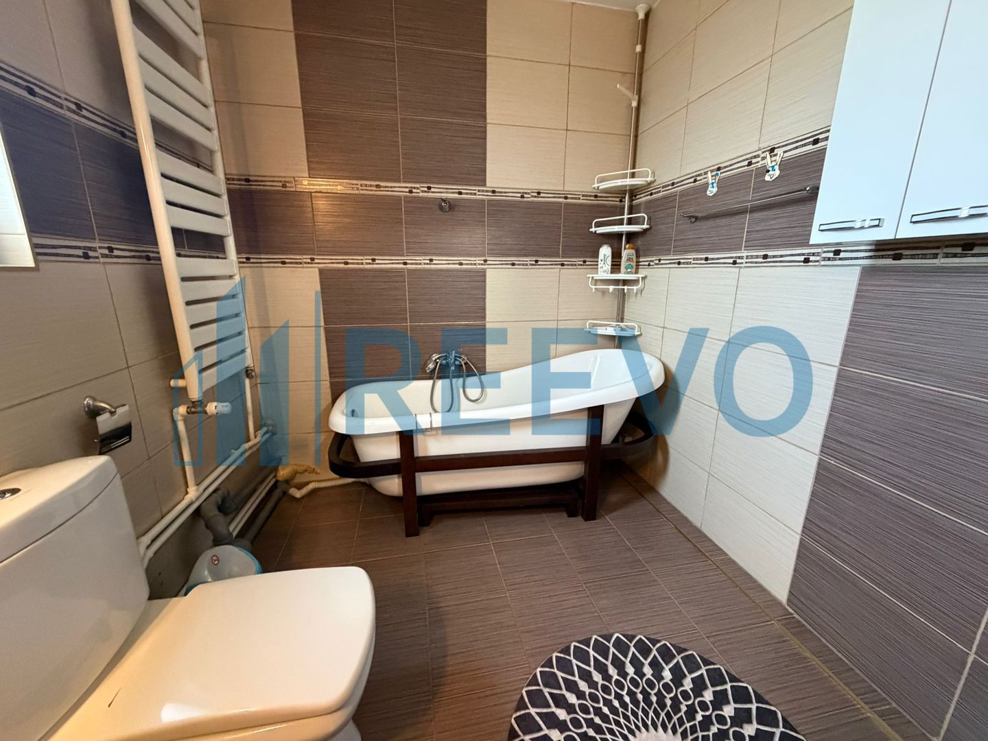 Casă/Vilă de vânzare în comuna Târgu Trotuș, județul Bacău. - Poză 11