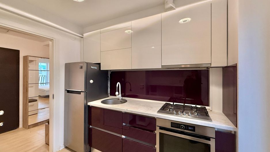 COSMOPOLIS - Apartament cu 2 camere, mobilat si utilat. - Poză 14
