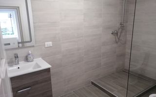 Vânzare apartament spatios,  in zonă ultracentrală - Poză 12